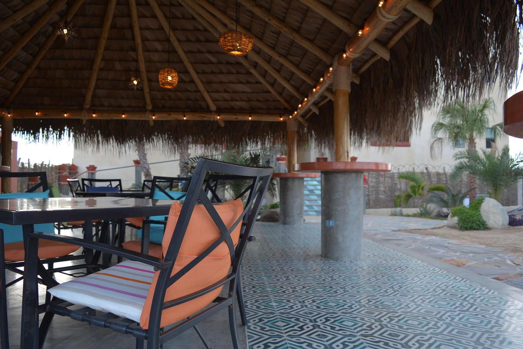 Tortugas Cerritos Beachfront Hotel El Pescadero  Exterior photo